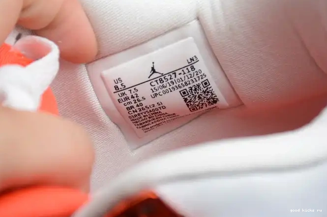 OrangeCT8527-118 Air Team 4 Jordan 0506